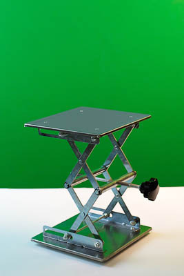 Столик подъемный 200х200 мм